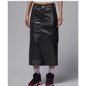 Jordan Flight Chicago Women's Faux Leather Skirt. Size 10
